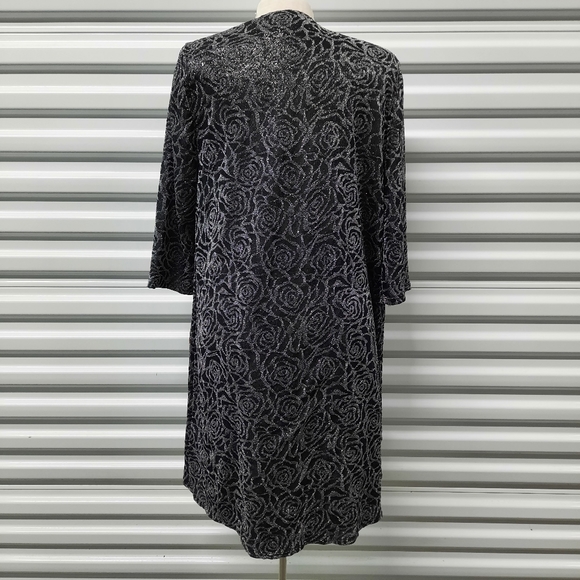 R & M Richards Silver Jacket - Picture 2 of 10